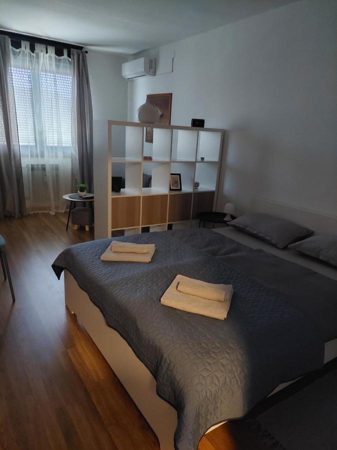 M&M Apartment Velika Gorica Exterior photo